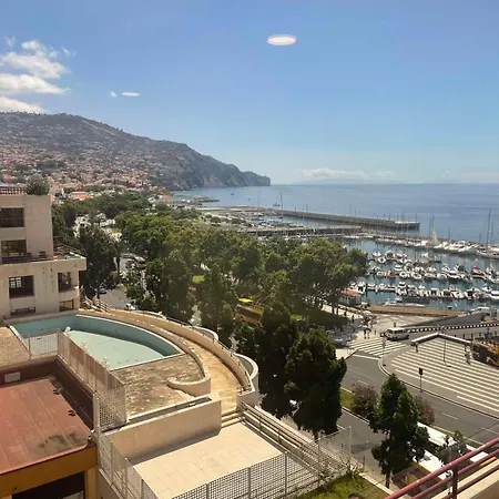 Center Marina View Blue Funchal (Madeira)