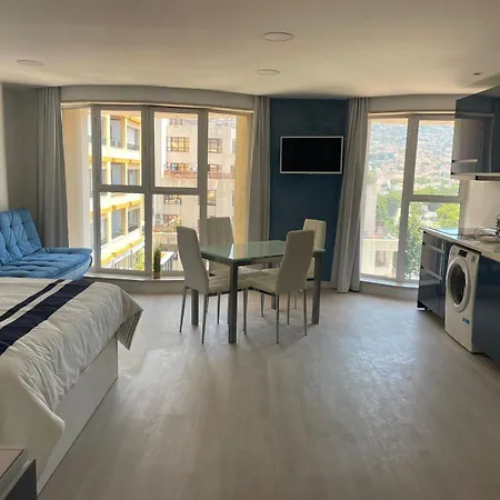 Center Marina View Blue