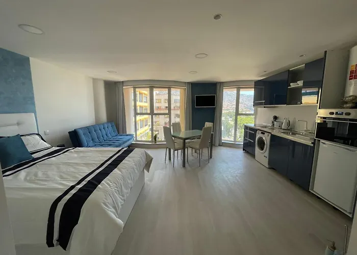 Апартаменты Center Marina View Blue *